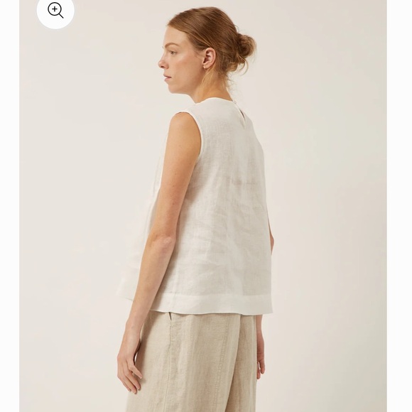 Naïf Luna 100% Linen Sleeveless Top - Picture 7 of 15